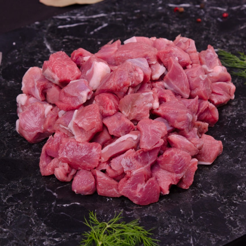 Shoulder Stewing Cubes | Boneless | Grass Fed Lamb 🐑 | Pastizal Raised 🌿 | Country Cut