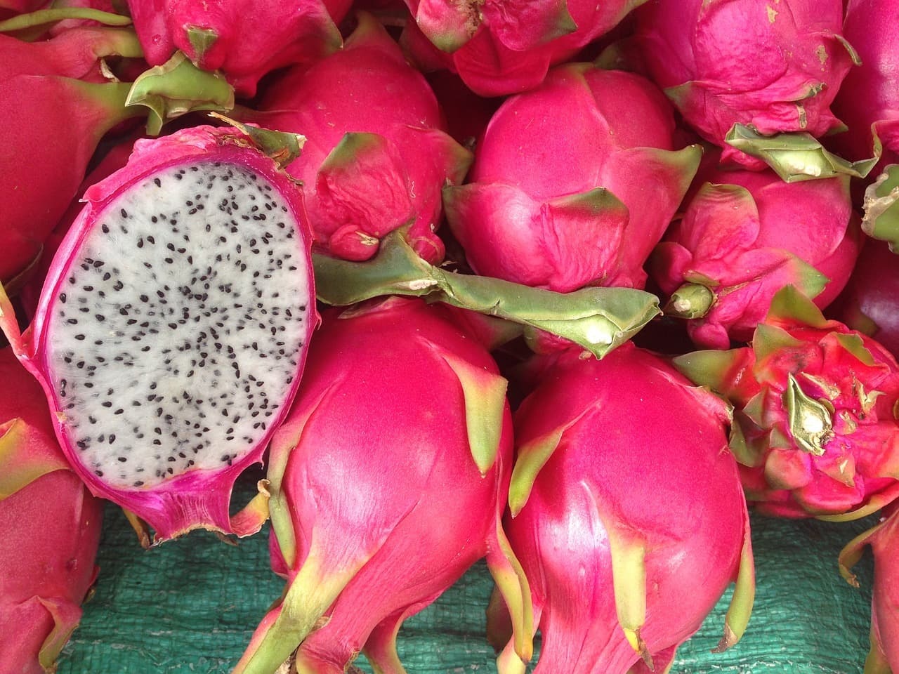 Natural, Non-GMO Produce, Dragon Fruit (White)
