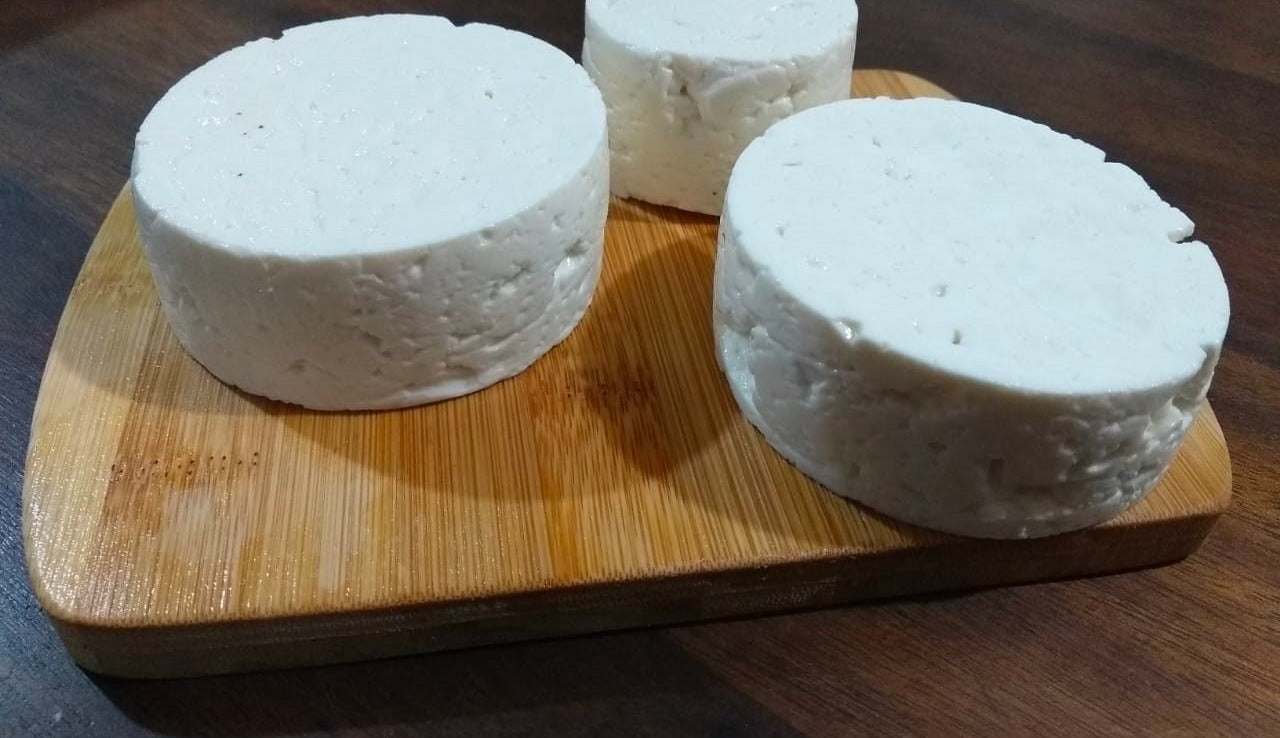 Grass Fed Raw Fresh Goat Cheese