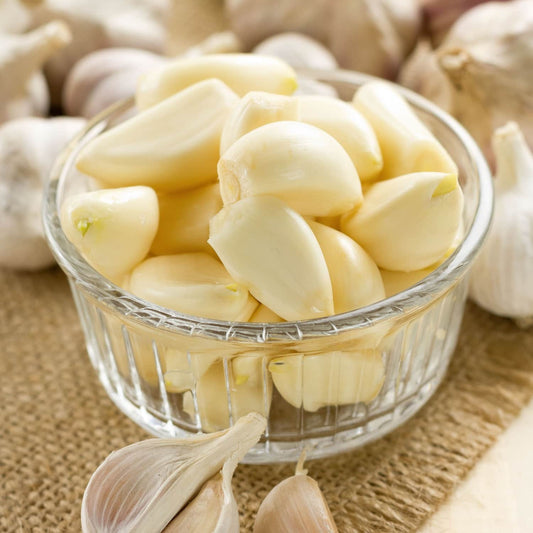 Natural, Non-GMO Produce, Peeled Garlic Cloves