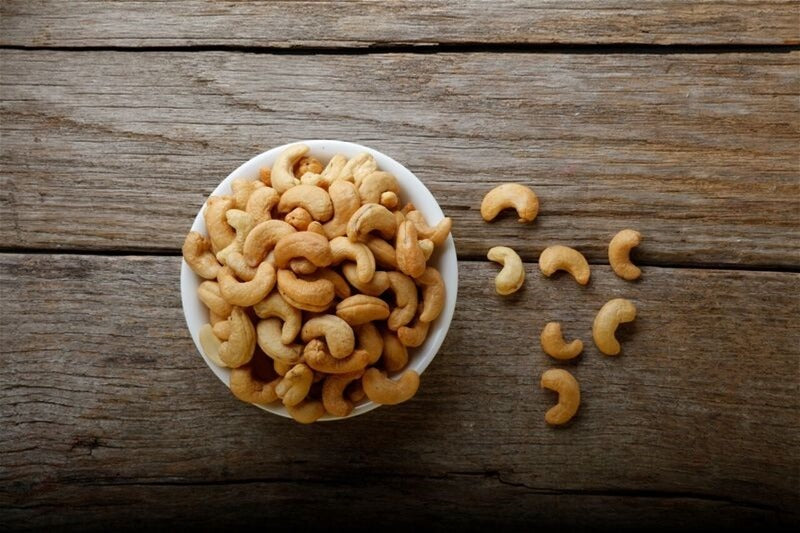 Natural, Healthy and Nutritious Snacks: Roasted Whole Cashews, (Lightly Sprinkled with Sea Salt)