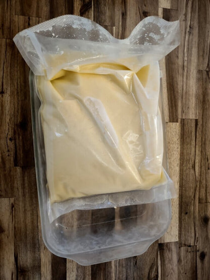 Natural, Grass Fed, Cow, Low Fat Raw Skim Milk. Unpasteurized! (Frozen)